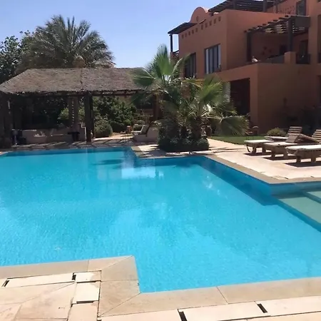 South Marina Apartment Wi-Fi Available
